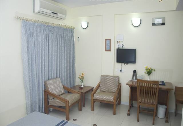 Hotel Kavery, Rajkot 3